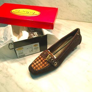 NWT {TALBOTS} Pipa6 Suede Flat Loafer